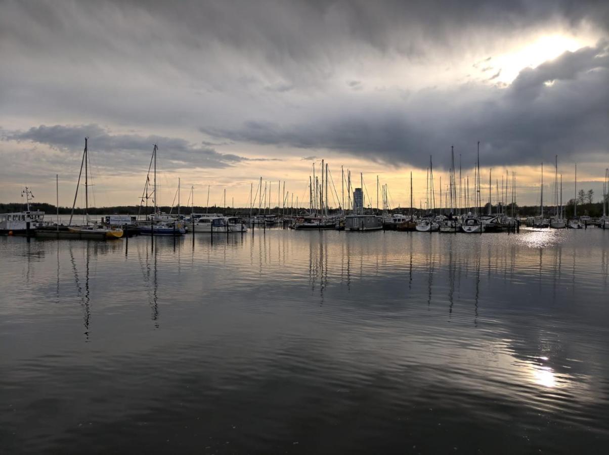 Ostsee Hausboot Schleswig Ostseeblick 1 מראה חיצוני תמונה