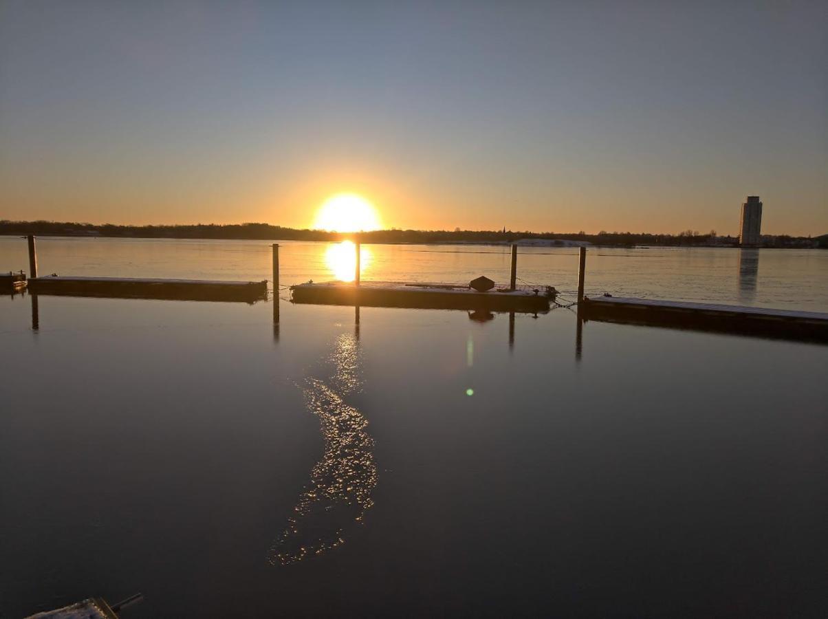 Ostsee Hausboot Schleswig Ostseeblick 1 מראה חיצוני תמונה