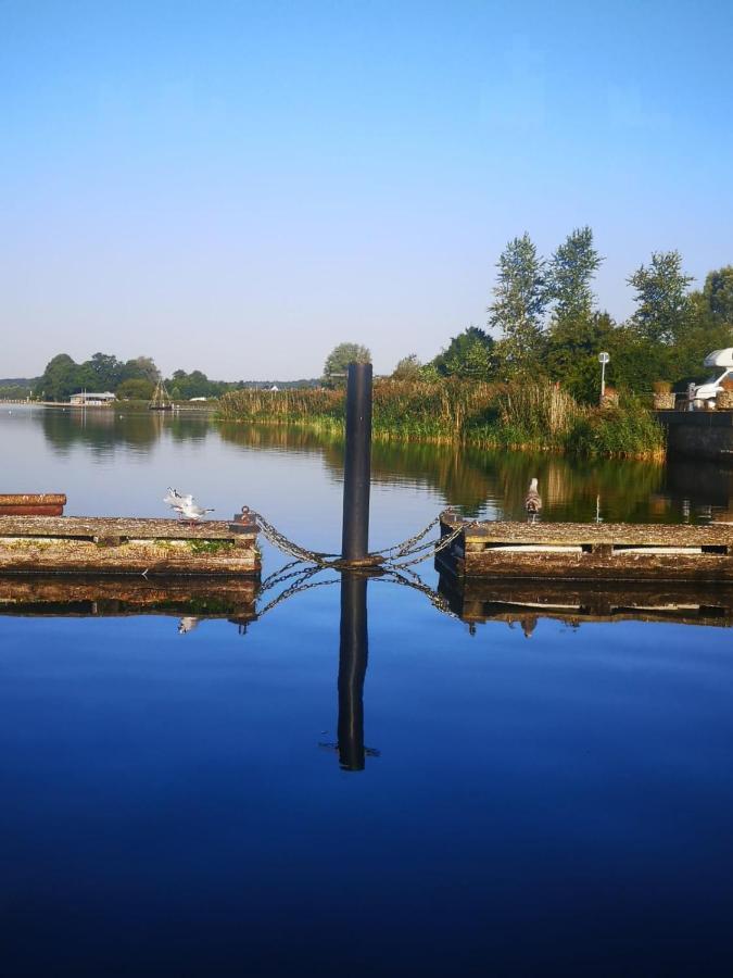 Ostsee Hausboot Schleswig Ostseeblick 1 מראה חיצוני תמונה
