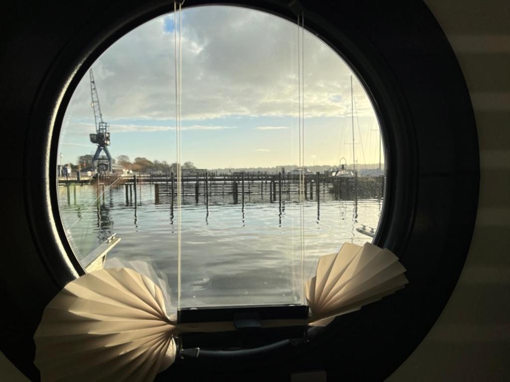 Ostsee Hausboot Schleswig Ostseeblick 1 מראה חיצוני תמונה