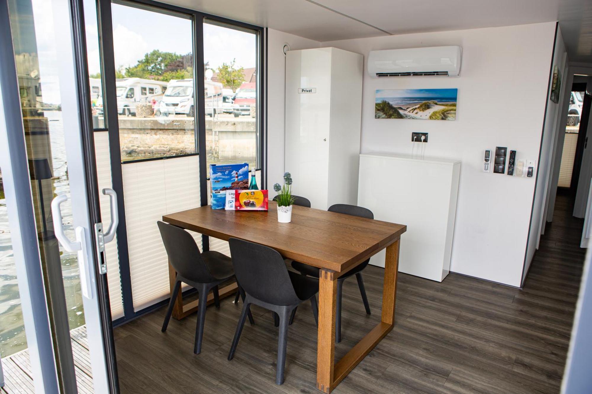 Ostsee Hausboot Schleswig Ostseeblick 1 מראה חיצוני תמונה
